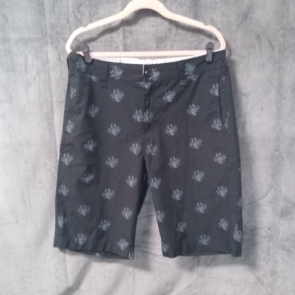 Billabong Other - Billabong Dark Grey Crest Print Shorts Size 34